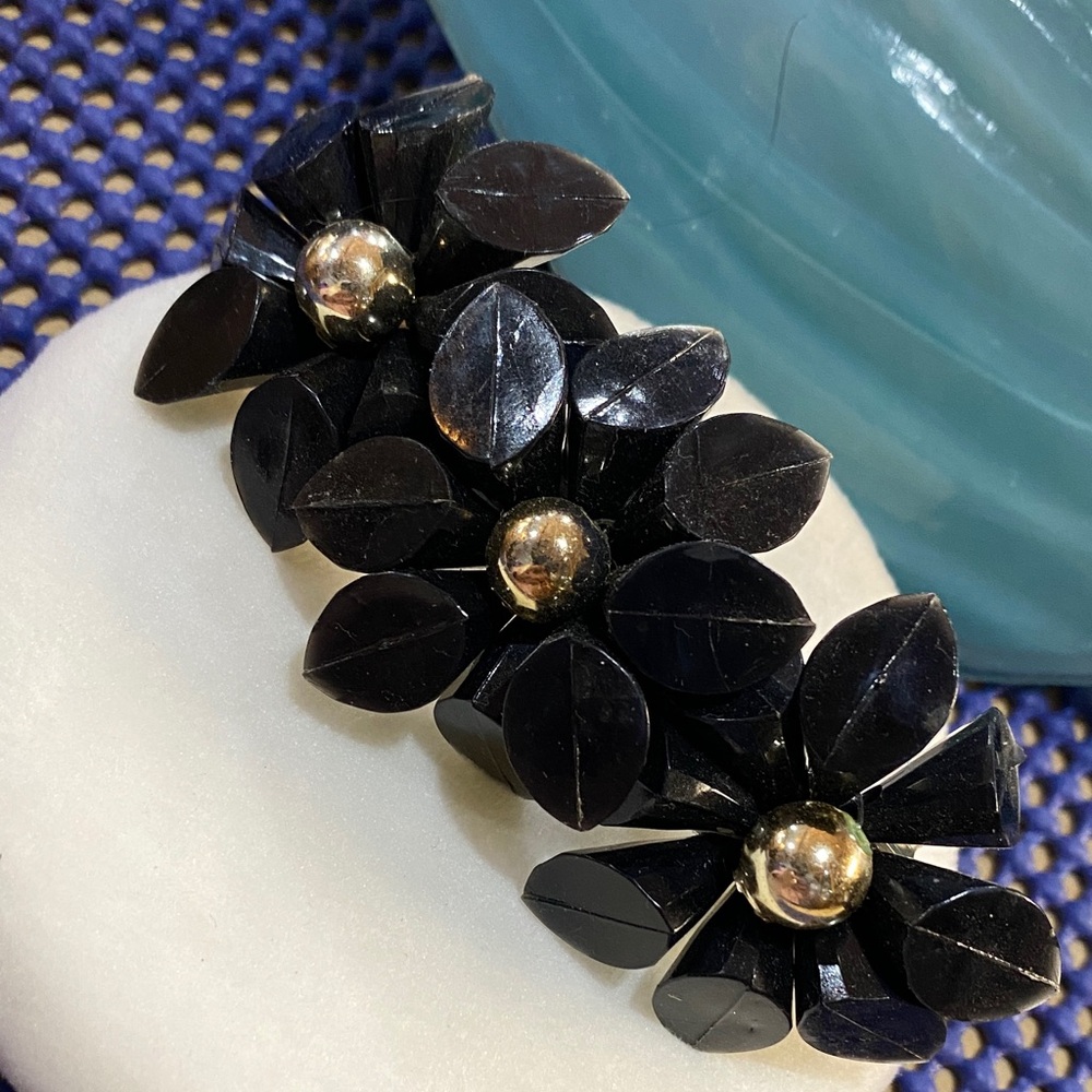Elegant Black Floral Hair Barrette 4 Inch in Length - Picture 4 of 4